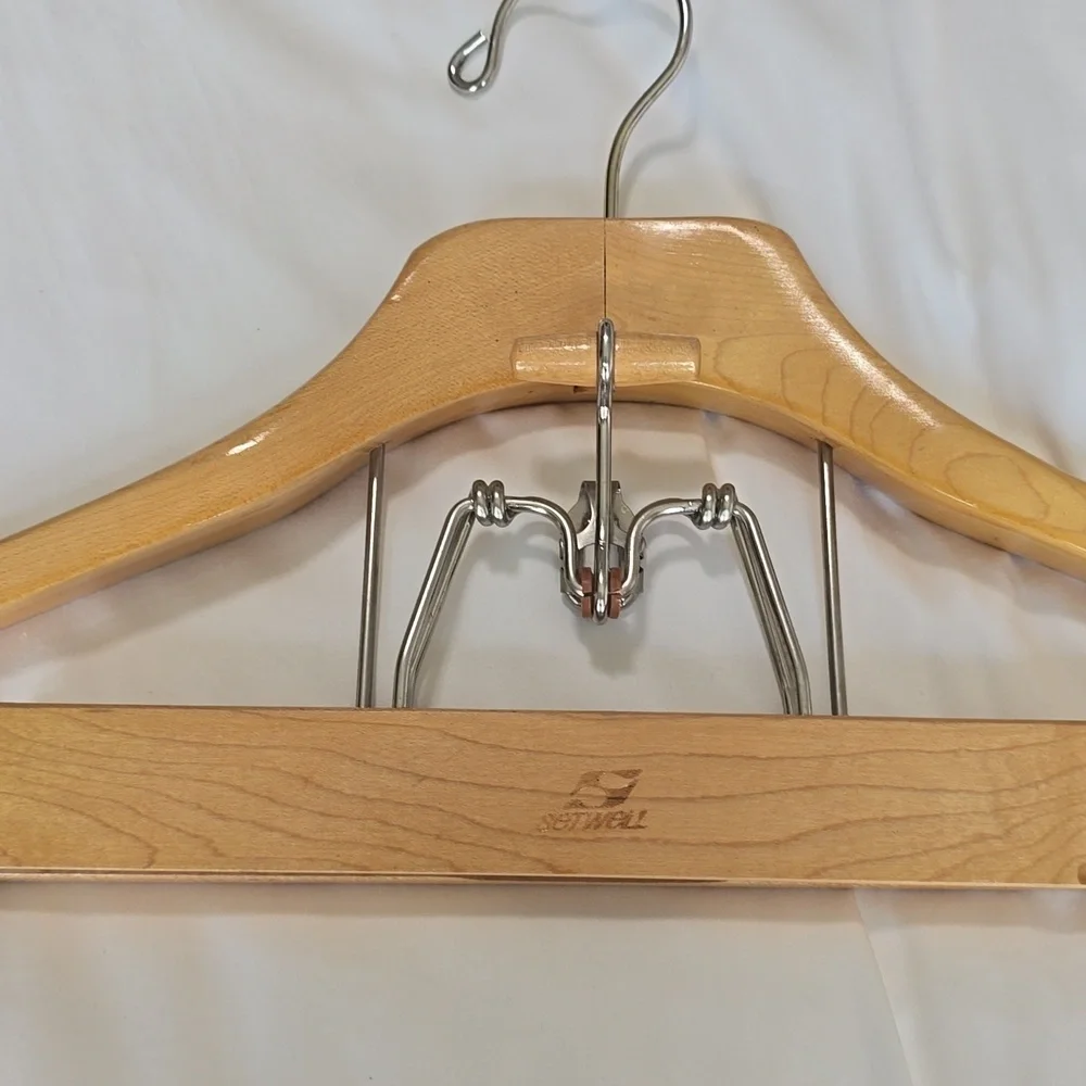 Setwell Vintage Wooden French Collar Deluxe Suit Hanger with Pant Clamp